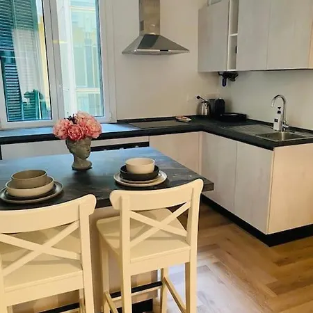 Nuovissimo Trilocale In Centro : Ca' Del Mar Apartment Sanremo